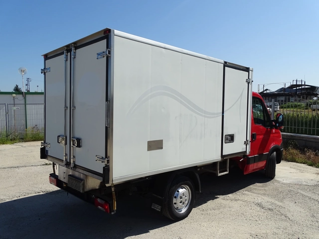 Iveco 35s15 ХЛАДИЛЕН - автомобили, коли, обяви за нови и употребявани 4