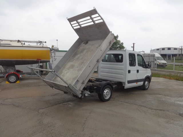 Iveco 35S18 3.0HPI  КАТ. * Б* 7-места - автомобили, коли, обяви за нови и употребявани 13