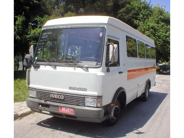 Iveco 60-11 АВТОБУС - автомобили, коли, обяви за нови и употребявани 0