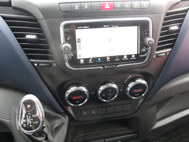 Iveco Daily 35C18 - автомобили, коли, обяви за нови и употребявани 8