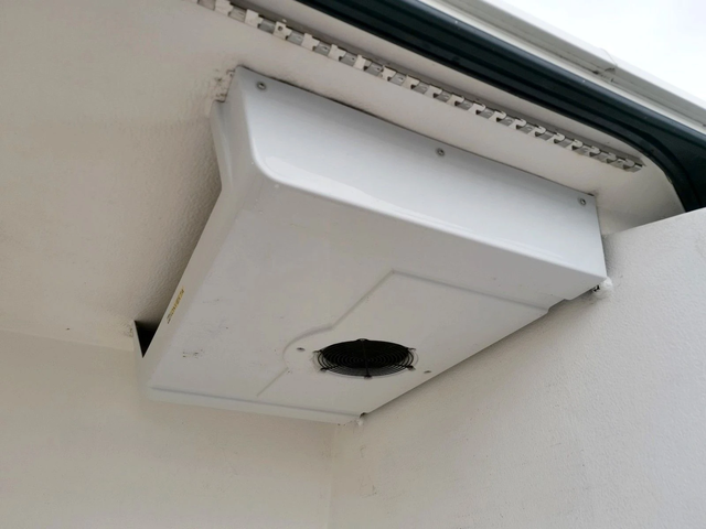 Iveco Daily 3.0 Хладилен Дълга база категория "Б" - автомобили, коли, обяви за нови и употребявани 5