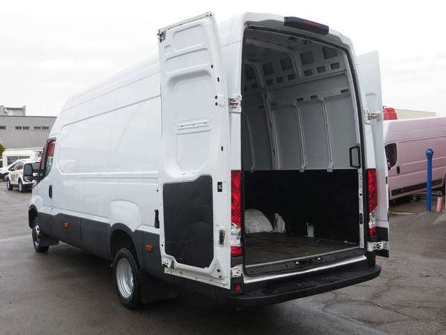 Iveco Daily 50C35 МАКСИ 18 куб. м. обем на товарното помещение - автомобили, коли, обяви за нови и употребявани 12