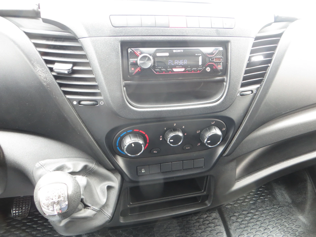 Iveco Daily 50C35 МАКСИ 18 куб. м. обем на товарното помещение - автомобили, коли, обяви за нови и употребявани 7