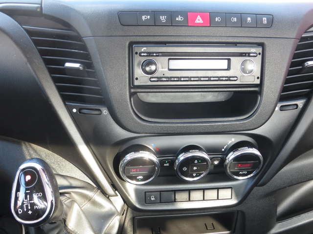 Iveco Daily 50C35 БОРОВИ "В" КАТЕГОРИЯ - автомобили, коли, обяви за нови и употребявани 9