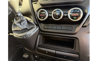 Iveco Daily 3.0 50 C 35 категория "Б" - автомобили, коли, обяви за нови и употребявани 12