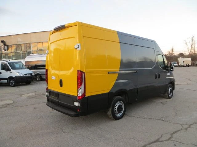 Iveco Daily 35S14 -12 КУБ.М-МЕТАН - автомобили, коли, обяви за нови и употребявани 3