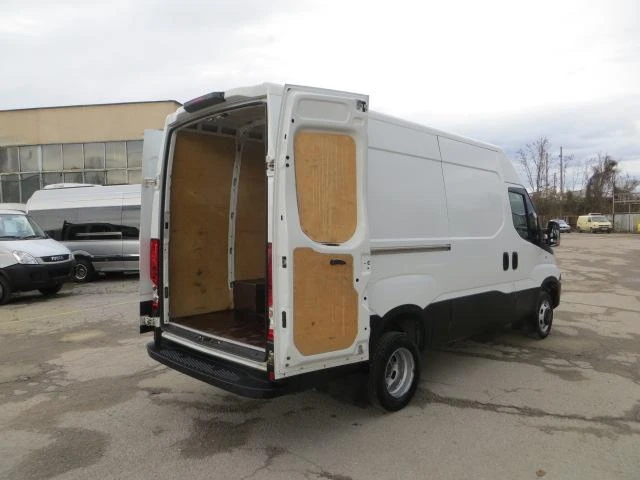 Iveco Daily 35C13V - автомобили, коли, обяви за нови и употребявани 16