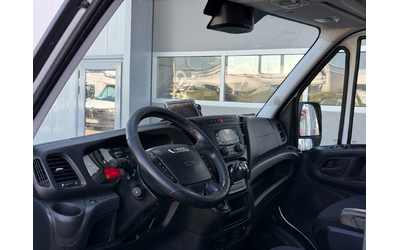 Iveco Daily 35C16 Самосвал с Кран Наличен - автомобили, коли, обяви за нови и употребявани 10