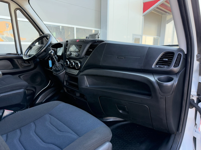 Iveco Daily 35C16 Самосвал с Кран Наличен - автомобили, коли, обяви за нови и употребявани 15