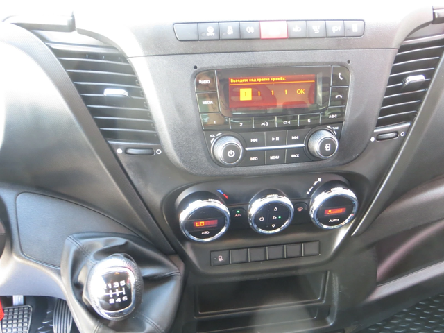 Iveco Daily 35C16 3, 0 ФУРГОН С ПАДАЩ БОРД - автомобили, коли, обяви за нови и употребявани 8