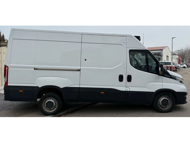 Iveco Daily Hi-Matik Carrier Xarios 350 - автомобили, коли, обяви за нови и употребявани 6