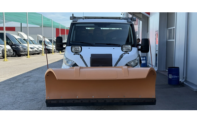 Iveco Daily Снегорин с Опесъчител 35 C 13 Категория "Б" - автомобили, коли, обяви за нови и употребявани 7