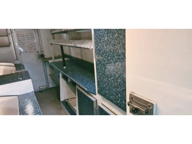 Iveco Daily КЕМПЕР ЗА БЪРЗО ХРАНЕНЕ 2.3 jtd  35C12 - автомобили, коли, обяви за нови и употребявани 6