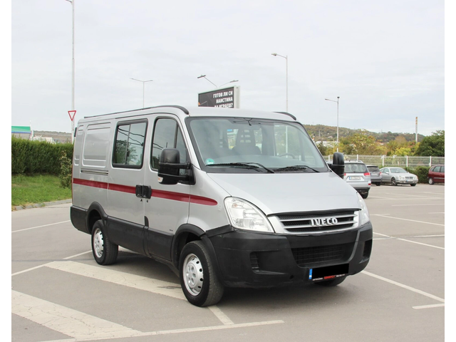 Iveco Daily 2.3 HPT   5+1 МЕСТА ГЕРМАНИЯ - автомобили, коли, обяви за нови и употребявани 2