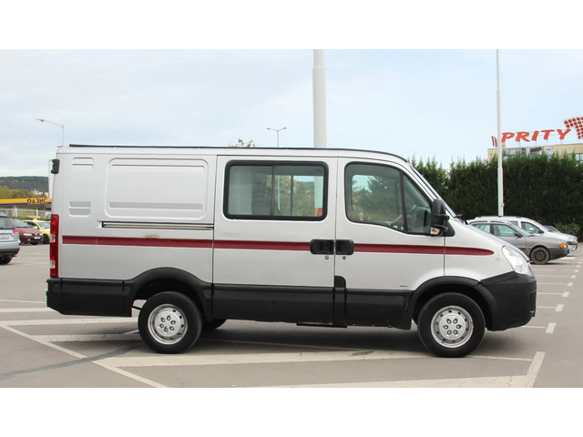 Iveco Daily 2.3 HPT   5+1 МЕСТА ГЕРМАНИЯ - автомобили, коли, обяви за нови и употребявани 3