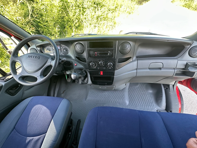 Iveco Daily 35c13 КЛИМАТИК!!! - автомобили, коли, обяви за нови и употребявани 10