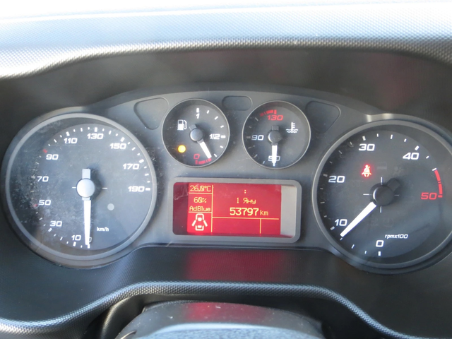Iveco Daily 35C16 3, 0 ФУРГОН С ПАДАЩ БОРД - автомобили, коли, обяви за нови и употребявани 4