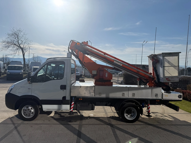 Iveco Daily 35C13 до 3.5т. Автовишка - автомобили, коли, обяви за нови и употребявани 7