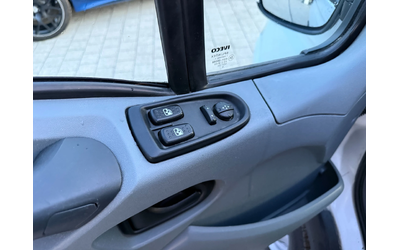 Iveco Daily 35S18 3.0HPI Maxi Климатроник Падащ борд - автомобили, коли, обяви за нови и употребявани 12