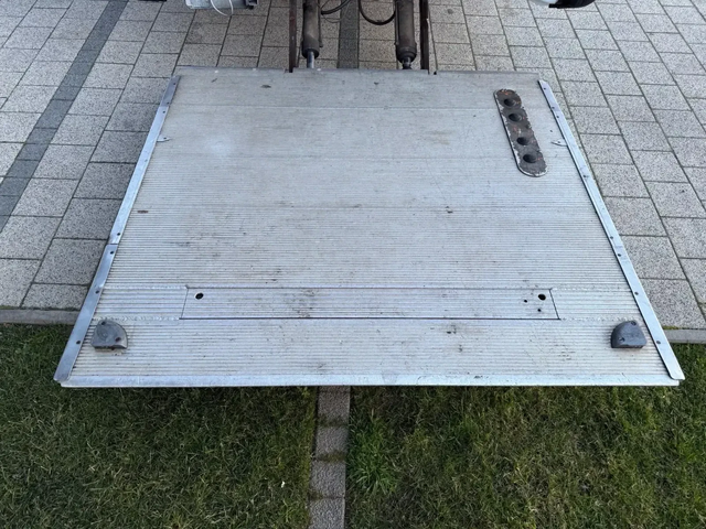 Iveco Daily 35S18 3.0HPI Maxi Климатроник Падащ борд - автомобили, коли, обяви за нови и употребявани 15