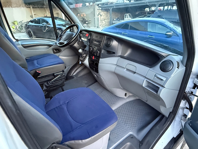 Iveco Daily 35S18 3.0HPI Maxi Климатроник Падащ борд - автомобили, коли, обяви за нови и употребявани 8