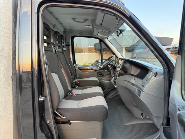 Iveco Daily 40C18 3.0HPI Специален до 3.5т. 5.20м. Климатроник - автомобили, коли, обяви за нови и употребявани 11