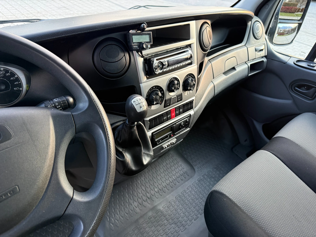 Iveco Daily 40C18 3.0HPI Специален до 3.5т. 5.20м. Климатроник - автомобили, коли, обяви за нови и употребявани 14