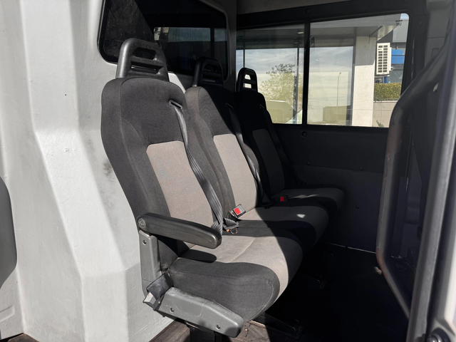 Iveco Daily 2.3HPI Товаропътнически 6-местен Клима - автомобили, коли, обяви за нови и употребявани 6