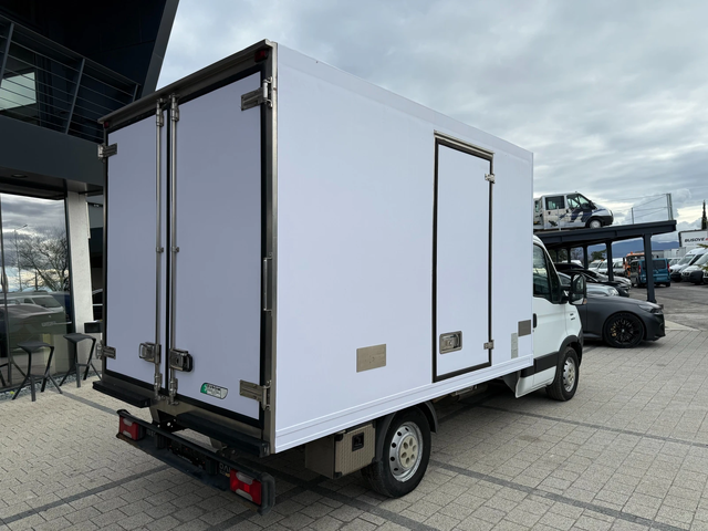 Iveco Daily 35S14 Хладилен + Клима 3.42м. - автомобили, коли, обяви за нови и употребявани 6
