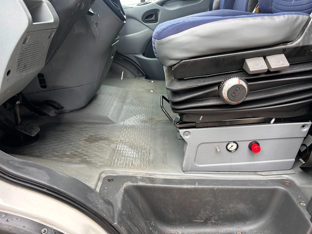 Iveco Daily 35S18 3.0HPI Maxi Клима - автомобили, коли, обяви за нови и употребявани 11