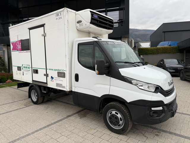 Iveco Daily 35C16 Хладилен до 3.5т. 3.55м. Клима Euro 6 - автомобили, коли, обяви за нови и употребявани 1
