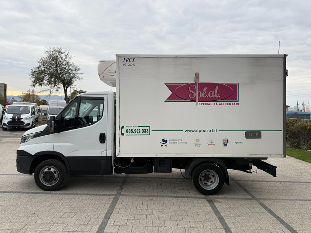 Iveco Daily 35C16 Хладилен до 3.5т. 3.55м. Клима Euro 6 - автомобили, коли, обяви за нови и употребявани 3