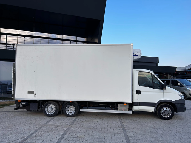 Iveco Daily 40C15 Хладилен 5.23м. Б+ Е категория - автомобили, коли, обяви за нови и употребявани 7