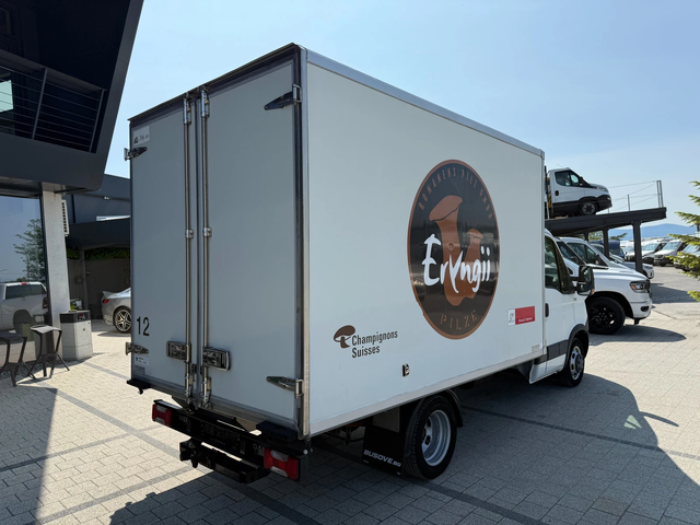 Iveco Daily 35C17 3.0HPI до 3.5т. 3.55м. Хладилен + Клима - автомобили, коли, обяви за нови и употребявани 7