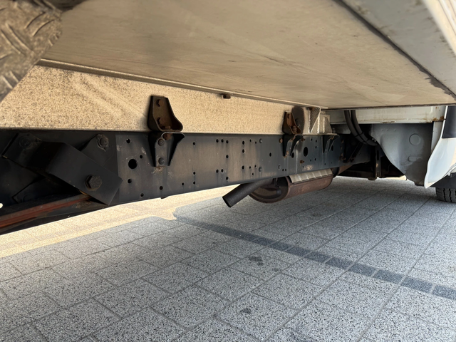 Iveco Daily 35C17 3.0HPI до 3.5т. 3.55м. Хладилен + Клима - автомобили, коли, обяви за нови и употребявани 8