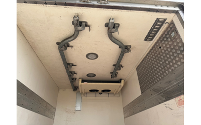 Iveco Daily 35-160 Хладилен + Клима / Тръбен път - автомобили, коли, обяви за нови и употребявани 16