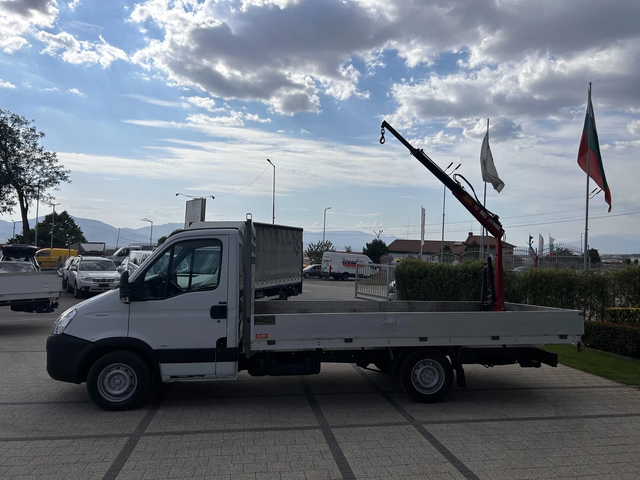 Iveco Daily 35S18 4, 25м. + Кран - автомобили, коли, обяви за нови и употребявани 2