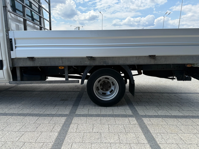 Iveco Daily 40C15 до 3.5т. 3.50м. Клима 7-местен - 2 броя - автомобили, коли, обяви за нови и употребявани 4