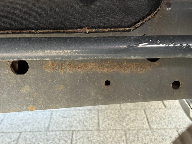 Iveco Daily 40C15 до 3.5т. 3.50м. Клима 7-местен - 2 броя - автомобили, коли, обяви за нови и употребявани 9