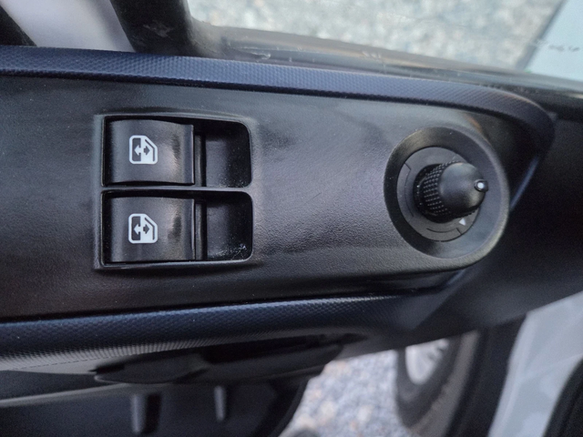 Iveco Daily 35s14, Хладилен, Евро 6, Автомат - автомобили, коли, обяви за нови и употребявани 11