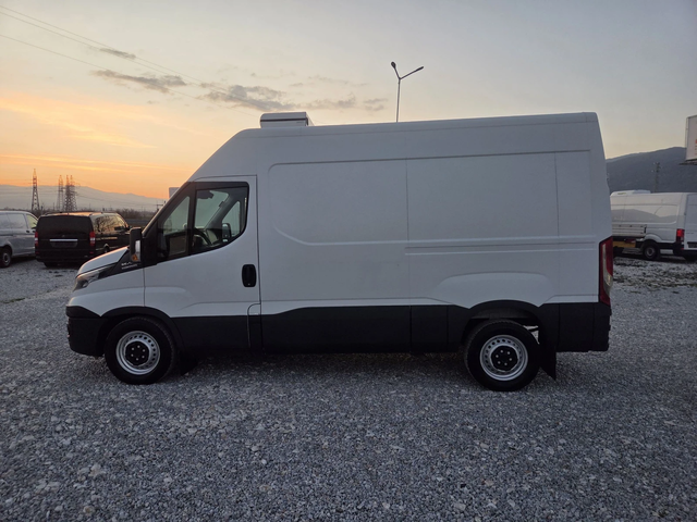 Iveco Daily 35s14, Хладилен, Евро 6, Автомат - автомобили, коли, обяви за нови и употребявани 1