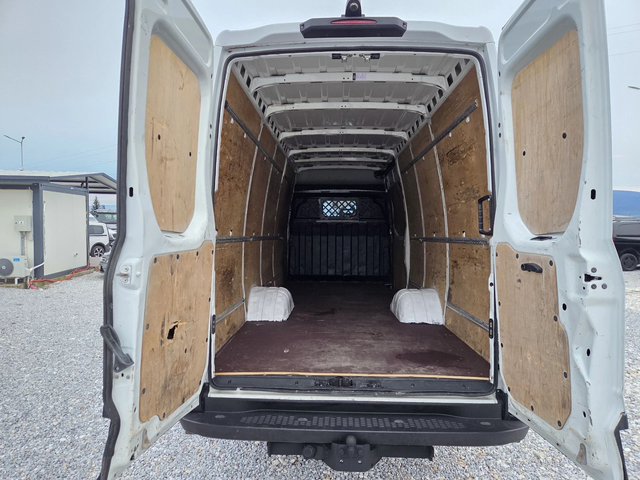 Iveco Daily 35C13, Клима , Макси, До 3.5 т / Лизинг - автомобили, коли, обяви за нови и употребявани 13