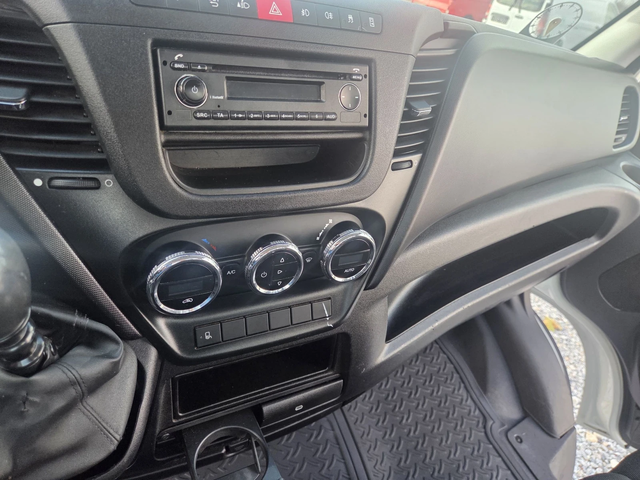 Iveco Daily 35c21, Бордови, Климатик, 4.60 метра, До 3.5 т - автомобили, коли, обяви за нови и употребявани 12