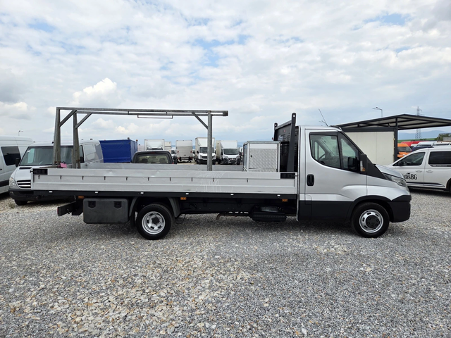 Iveco Daily 35c15, Климатик, До 3.5 тона, 4.90 метра - автомобили, коли, обяви за нови и употребявани 5