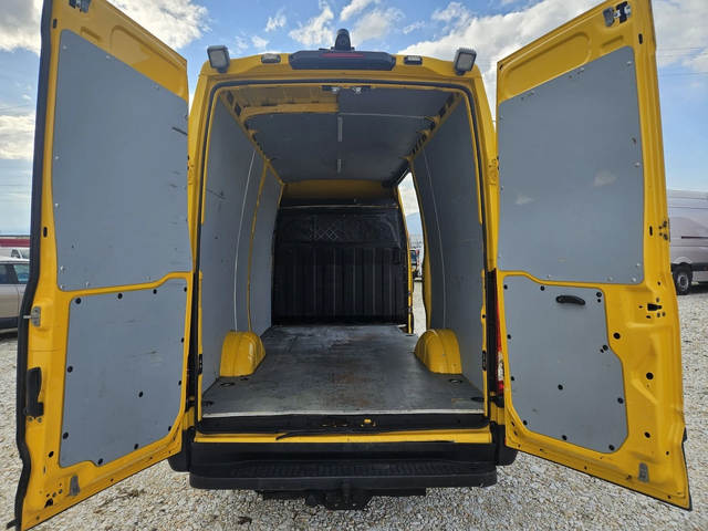 Iveco Daily 35s17 - автомобили, коли, обяви за нови и употребявани 12