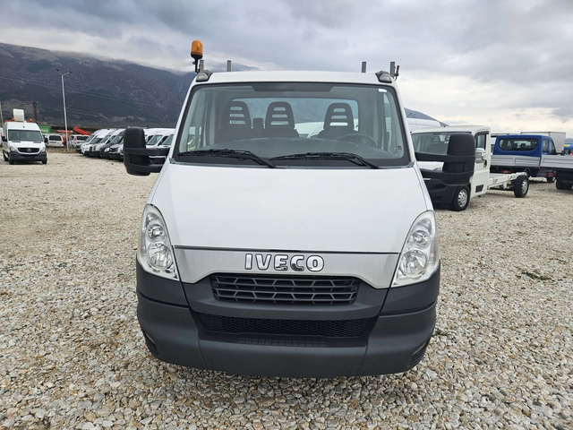 Iveco Daily 35s13 - автомобили, коли, обяви за нови и употребявани 7