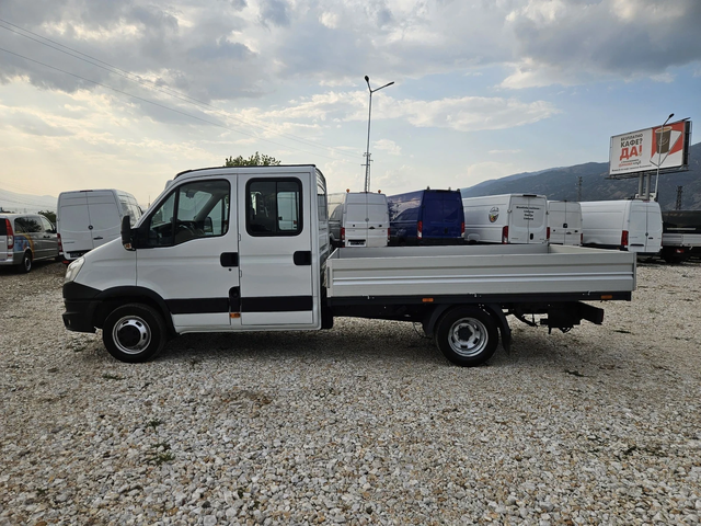 Iveco Daily 35c13, 7 местен, Бордови - автомобили, коли, обяви за нови и употребявани 1