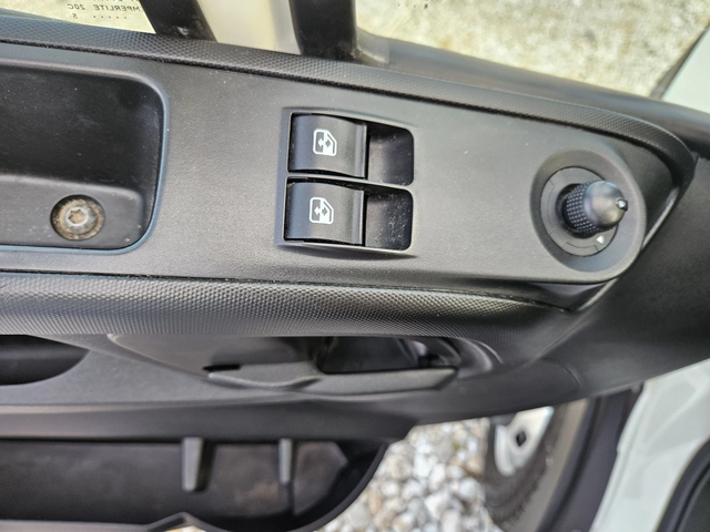 Iveco Daily 50-150 до 3.5 тона, ТОВАРОПЪТНИК /ЛИЗИНГ - автомобили, коли, обяви за нови и употребявани 10