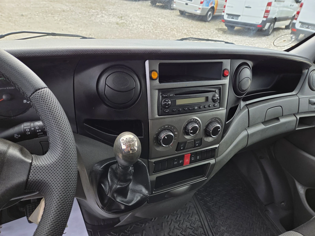 Iveco Daily 35c15, Клима, До 3.5 тона - автомобили, коли, обяви за нови и употребявани 10
