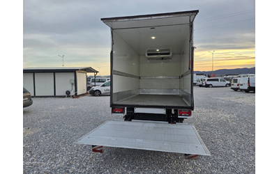 Iveco Daily 35s18, Хладилен, 4.20 метра, Автоматик, Климатик, - автомобили, коли, обяви за нови и употребявани 13